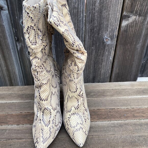 XOXO Women's Ankle High Boots, Faux Snakeskin Stilettos, Size 7 1/2M - Picture 2 of 9
